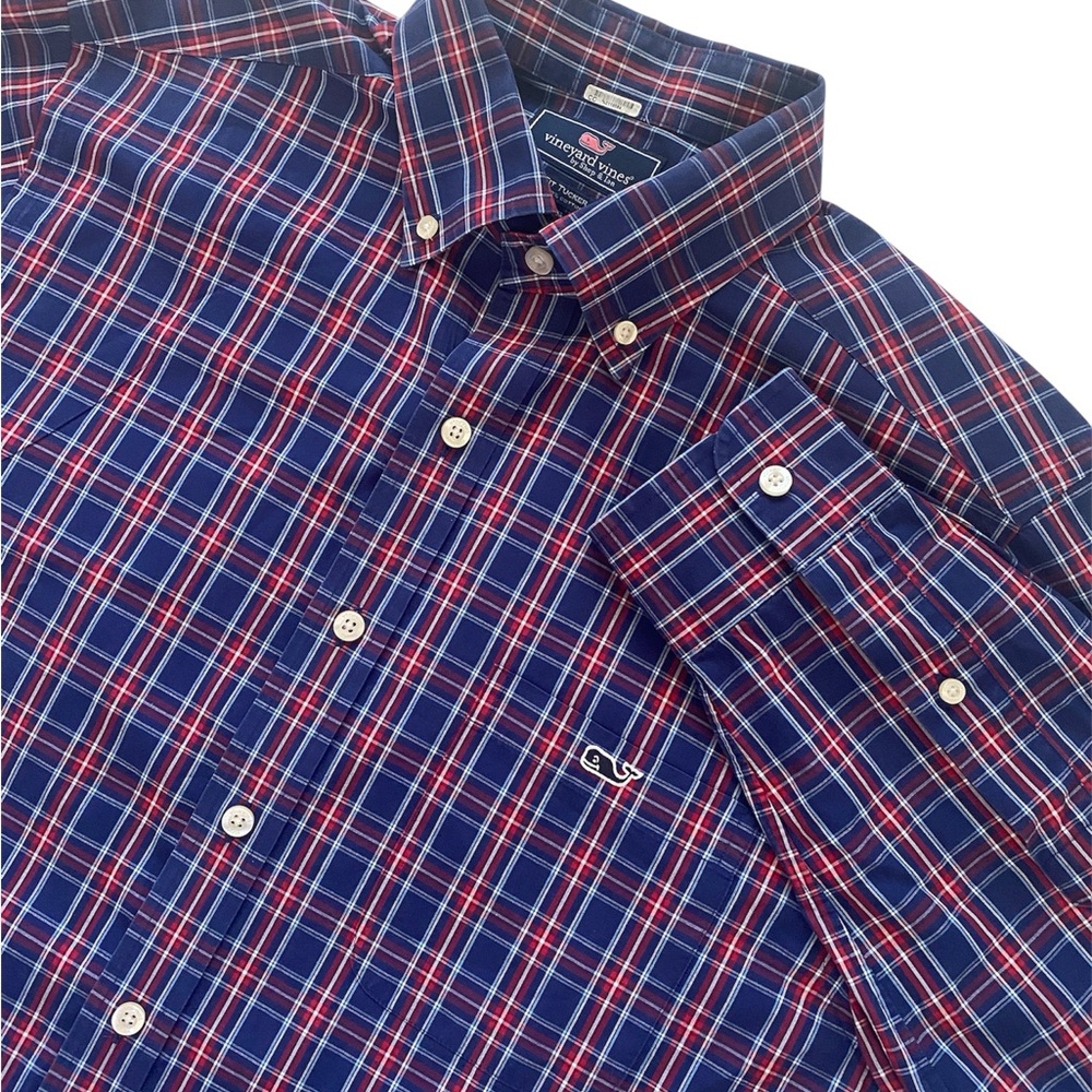 Vineyard Vines Men's Slim Fit Tucker Classic Plaid Button-Down Shirt.